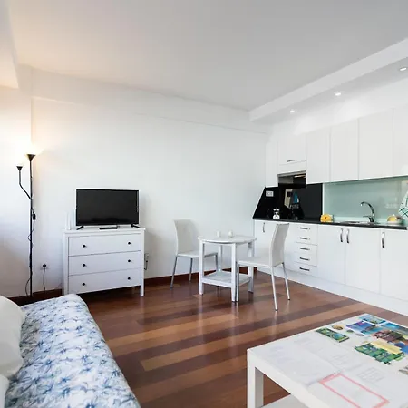 Loft Moderno Y Comodo A Un Minuto De Canteras Appartement